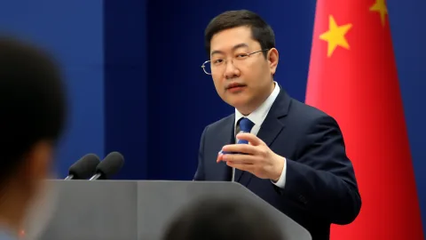 中国外務省がAI減速論に苦言、悪質な競争は損しかないってさ