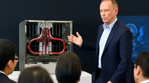 レノボの水冷AIインフラ、日本で推しすぎて草
